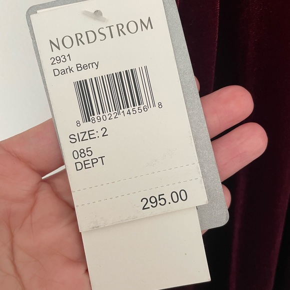 📦 🚚 EVERYTHING MUST GO! NWT Jenny Yoo Dark Berry Wrap Dress | 2 - Picture 4 of 5